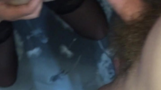 Групповой любительский секс толпы пацанов с рыжей девкой