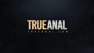 Дерзкий мужичек смачно раздолбал анал блондинке