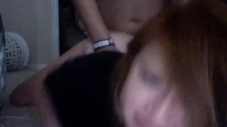 Поц удобно пристроился и жарит сзади свою барышню