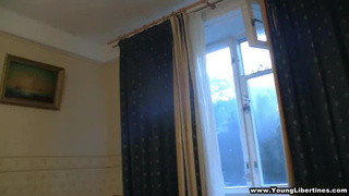 Русские молодожены решили снять свой любительский секс и выложить в интернет