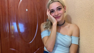 Сношает неумелую и выпившую Belleniko в анал по собачьи