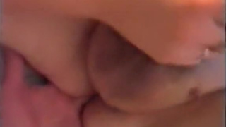 Длинноногие подружки делают отсос и мастурбируют свои киски