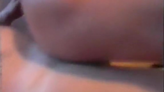 Длинноногие подружки делают отсос и мастурбируют свои киски