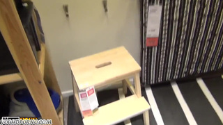 Пацан отжарил в тугой анал неумелую стерву в униформе