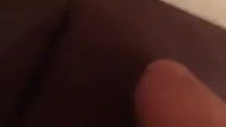 Юной мужчина долбит красавицу в позе раком