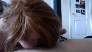 Стеснительная Ольга сделала частный глубокий минетик со слюнями