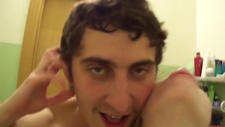 Частный секс в ванной с рыжей подружкой