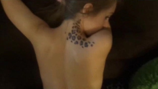 Частный секс с сучкой в позе догги стайл