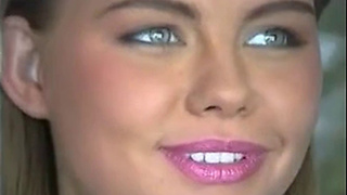 Обворожительная Русская Барышня Возбуждает Двоих