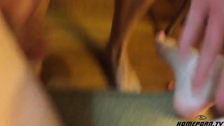 Любительский секс по собачьи с миловидной особой поздним вечером