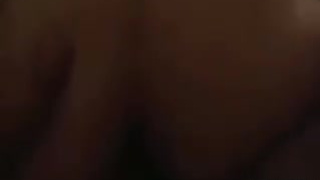 Стерва ебется на четвереньках со своим любимым мужем