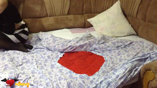 Русская опытная пара практикует самые популярные позы из Камасутры