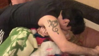 Паша разбудил свою тетушку и чпокнул ее в разных позах