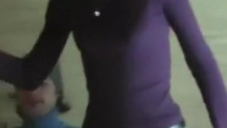 Русская давалка соглашается на горячий секс прямо в баре