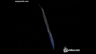 Пердолит в попу мастурбирующую тёлочку на хате