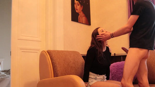 Сучка за деньги согласилась трахнуться с малознакомым мужиком