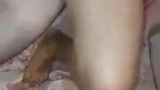 Трахают замужнюю в анус и в рот