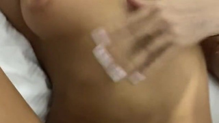 Русское мобильное порно с москвичкой Яной сосущей толстый пенис негра