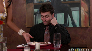 Раздолбал попу тетки в капронках с огромными пирсингованными грудями