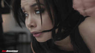 Связал и жестко выебал красивую кареглазую любовницу