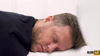 Секс во сне с девкой мечты, приснится же такое!