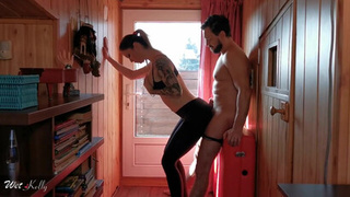 Шлюховатая мамочка дает мне лучший сухой секс. Мокрая Келли.