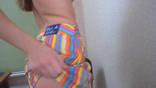 Учитель с удовольствием тренирует попочку неопытной суки