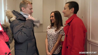 Русский кобель дарит оргазм тощей гимнастке в возрасте