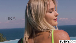 Шикарная светловолосая чика пробует свой первый анальный секс в жизни