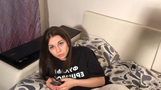 Русский батя жестко жарит дочь за то что снялась в порно