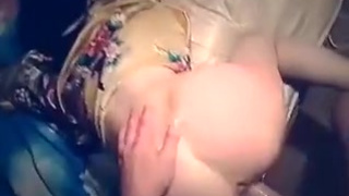 Русский перец ебет красивую шлюху в тугую попочку