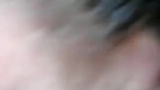 Муженек попросил отсосать жену пока они ехали домой