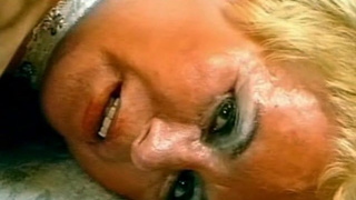 Моя милфа кончает только со мной, потому что мой стояк лучше, чем отца