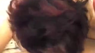 Матюрка выпросила у сыночка секс и отдалась ему на четвереньках на диване