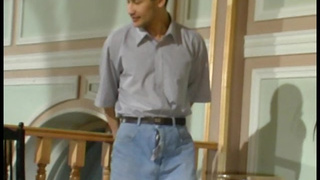 Неопытной сосед соблазняет взрослую тетку