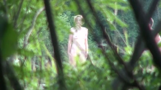 Домашнее порно влюбленных летом на речке