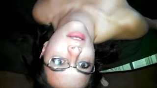 Крендель наслаждается сексом с наивной учительницей