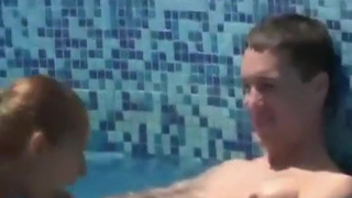 Чика дарит своему парню горячие оральные ласки