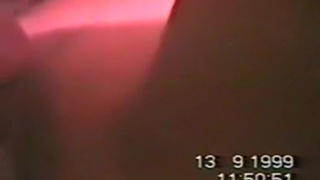 Худенькие стервы делают минетик и шпилятся по очереди в частном порно