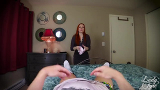 Мать увидела как сынок теребонькает и в наказание трахнулась с ним