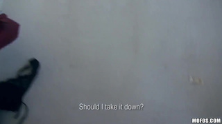 Чика продала свою натуру пикаперу за деньги