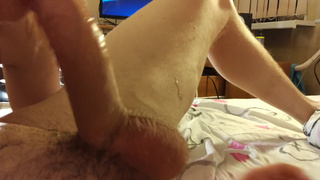 Чувак засадил телке в ротик кляп и жестко чпокнул в анус