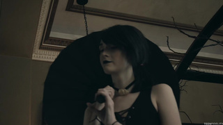 Жаркий перепихон устроила для любовника эта неопытная нимфоманка