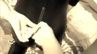 У дорогого есть особенность — снимать черно-белое порно видео и постоянно пересматривать