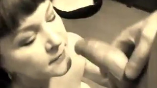 У дорогого есть особенность — снимать черно-белое порно видео и постоянно пересматривать