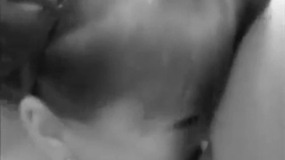 У дорогого есть особенность — снимать черно-белое порно видео и постоянно пересматривать