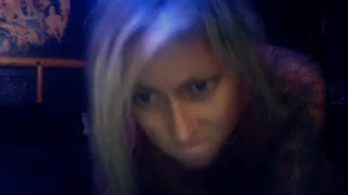 Ебарь со своей девченкой решили снять свой частный секс