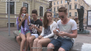 Любительское порно русских студентов на кушетке