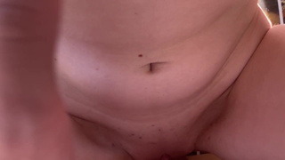 Подсыпал виагру курьерше и трахнул ее в русской домашке