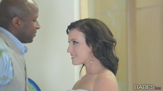 Черный властелин жестко дрючит большим членом роскошную тетку